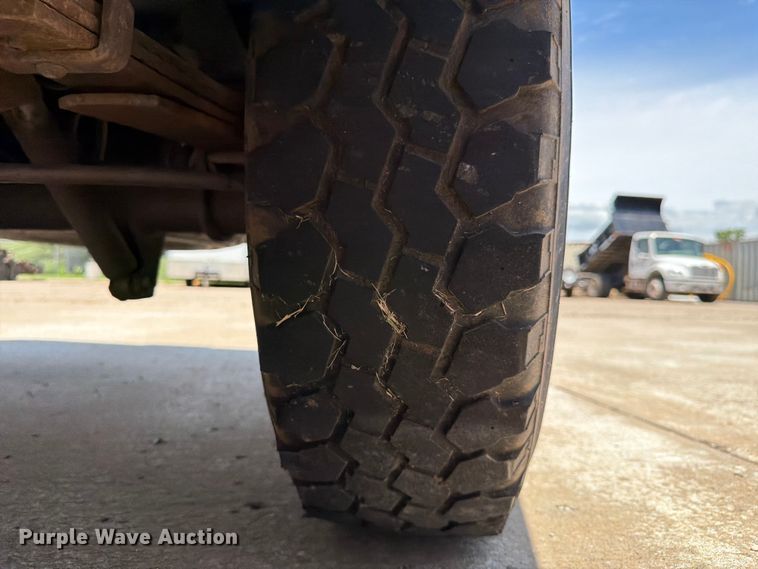 image for item FK3083 2003 Ford E250 van