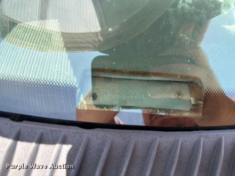 image for item FK3083 2003 Ford E250 van