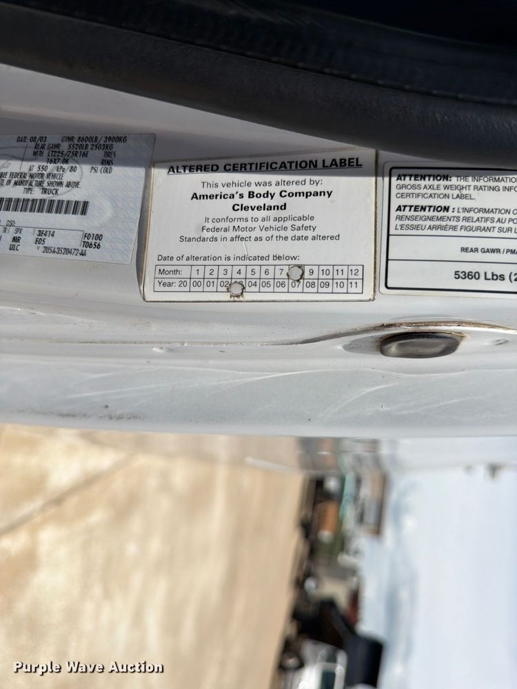 image for item FK3083 2003 Ford E250 van
