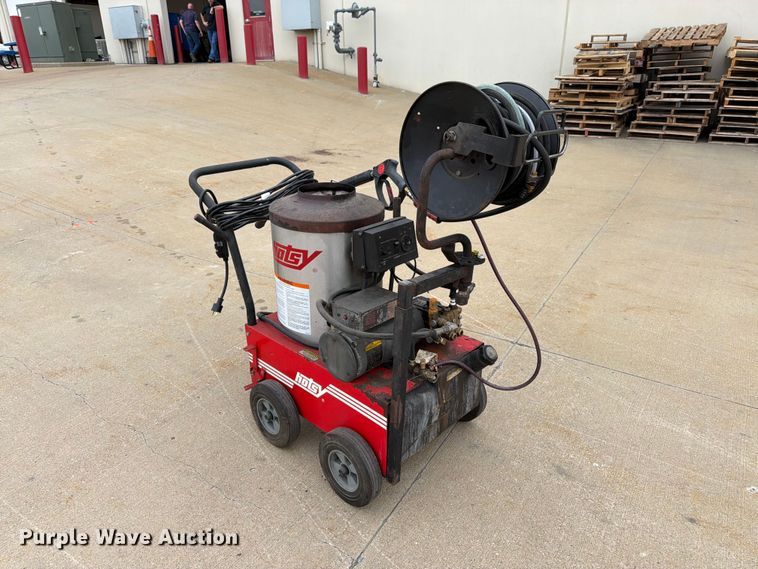 image for item FK3086 Hotsy 555SS hot pressure washer