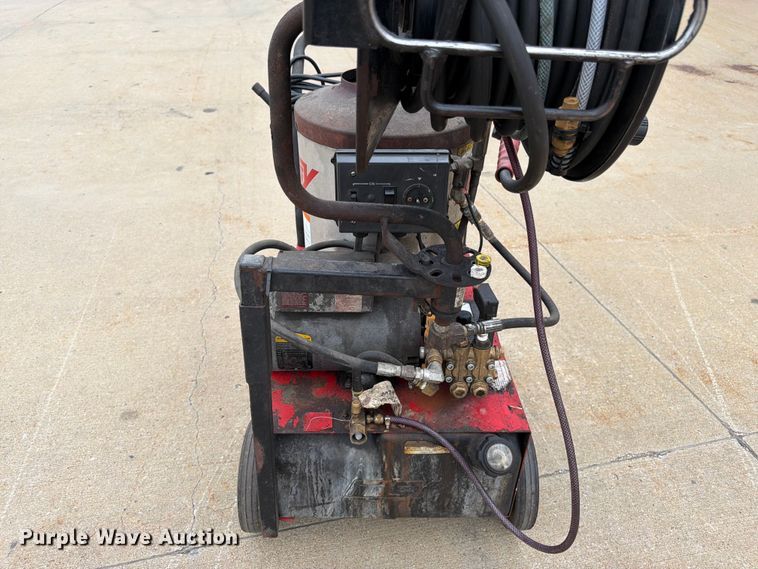 image for item FK3086 Hotsy 555SS hot pressure washer