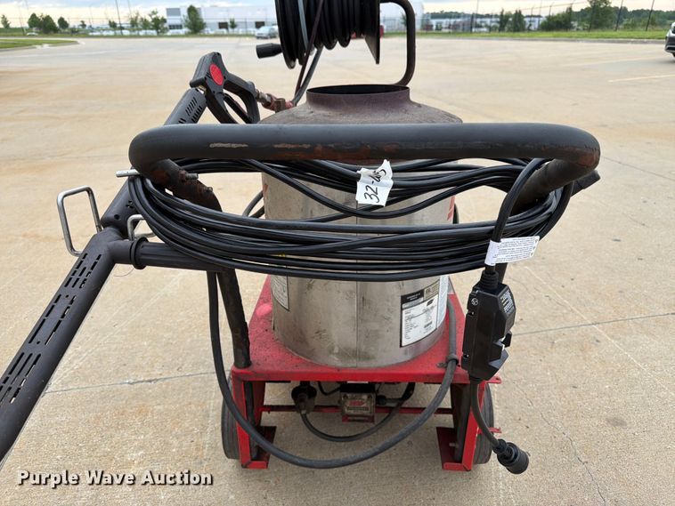 image for item FK3086 Hotsy 555SS hot pressure washer