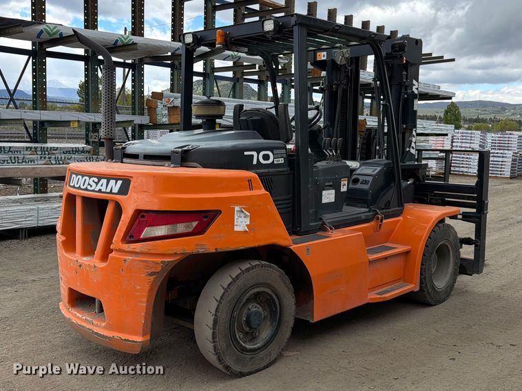 image for item FK4503 Doosan D70S-7 forklift