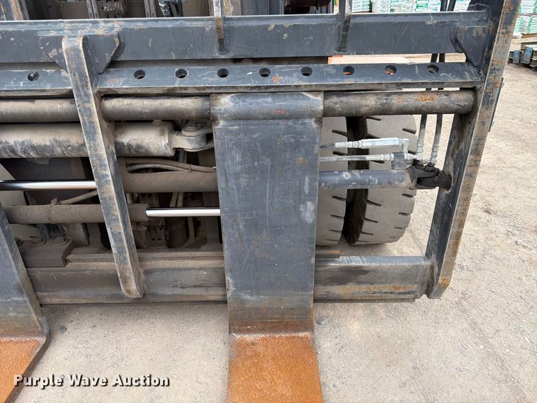 image for item FK4503 Doosan D70S-7 forklift