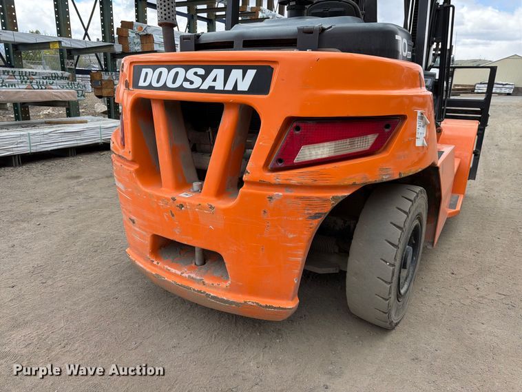 image for item FK4503 Doosan D70S-7 forklift