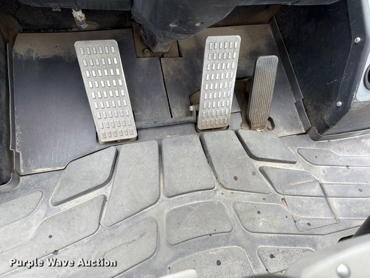 image for item FK4503 Doosan D70S-7 forklift