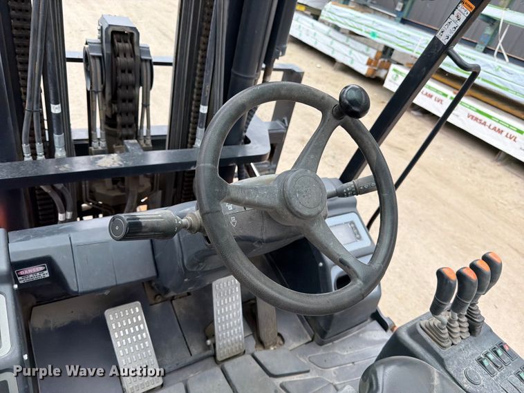 image for item FK4503 Doosan D70S-7 forklift