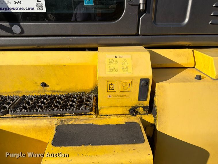 image for item FK4504 2016 Hyundai 130D-9 forklift