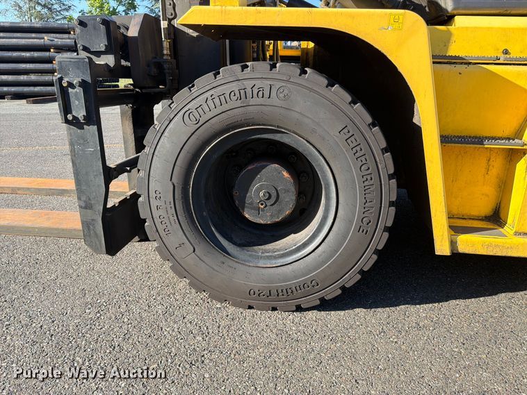 image for item FK4504 2016 Hyundai 130D-9 forklift