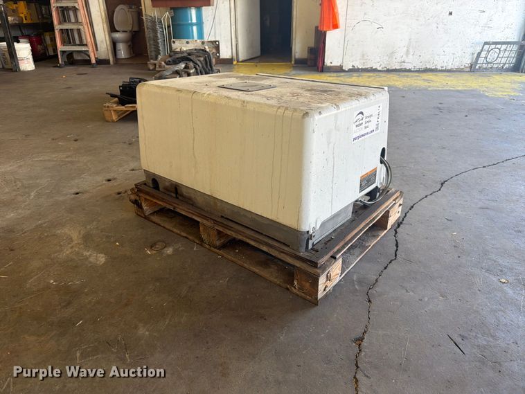 image for item FK4514 2015 Onan 5.5HGJAE-2131K generator