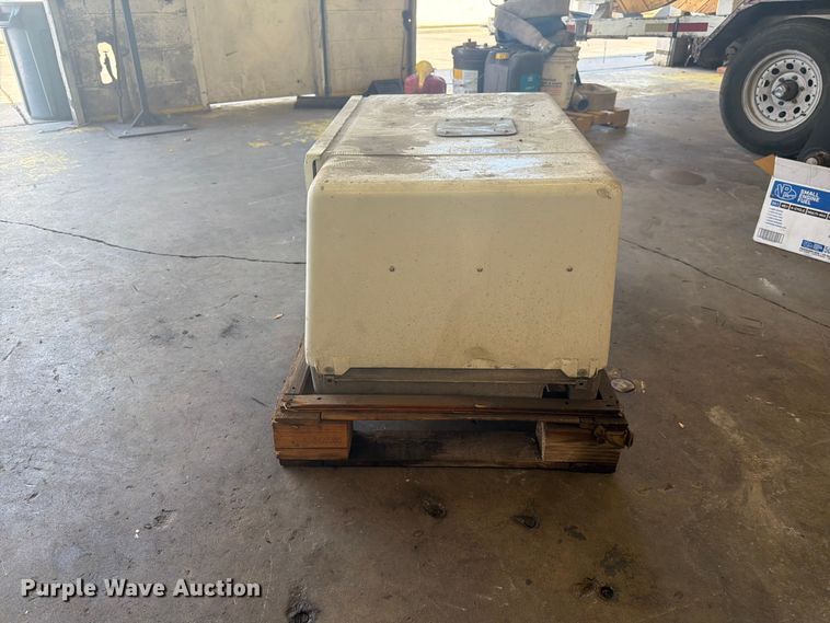 image for item FK4514 2015 Onan 5.5HGJAE-2131K generator