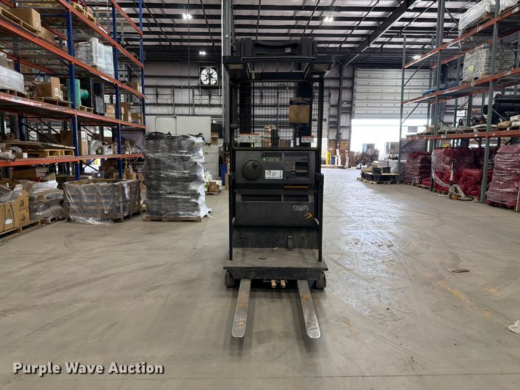 image for item FM7543 2019 Crown SP3520-30 order picker