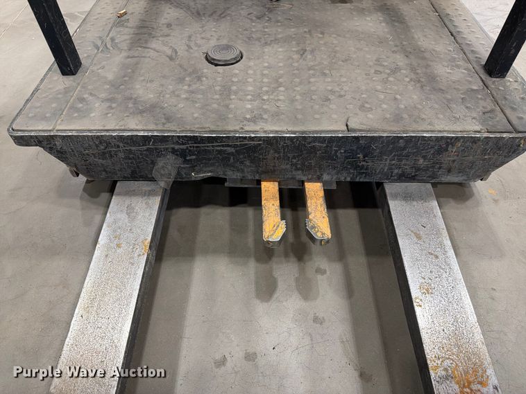 image for item FM7543 2019 Crown SP3520-30 order picker