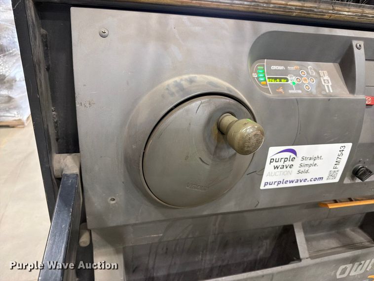 image for item FM7543 2019 Crown SP3520-30 order picker