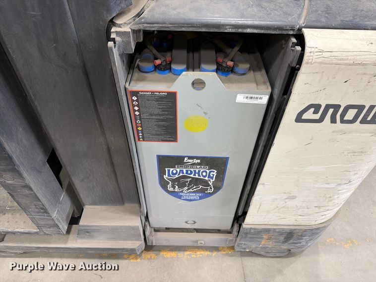image for item FM7543 2019 Crown SP3520-30 order picker