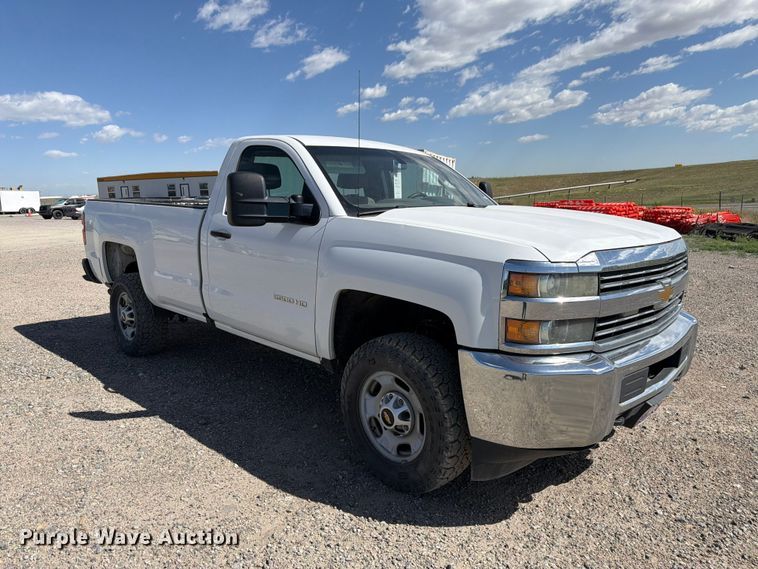 image for item FM7544 2016 Chevrolet Silverado 2500 pickup truck