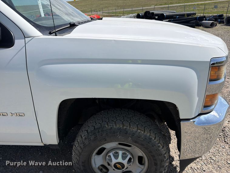 image for item FM7544 2016 Chevrolet Silverado 2500 pickup truck