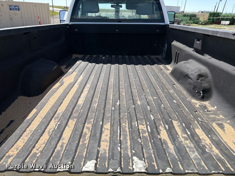 image for item FM7544 2016 Chevrolet Silverado 2500 pickup truck