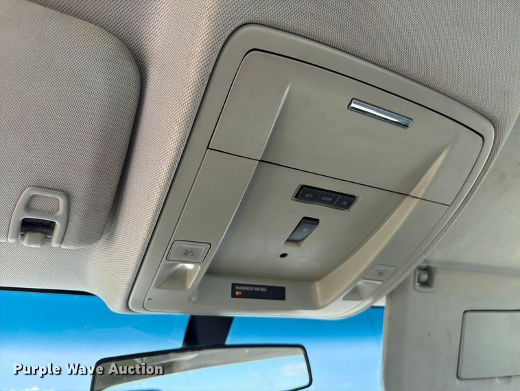 image for item FM7544 2016 Chevrolet Silverado 2500 pickup truck