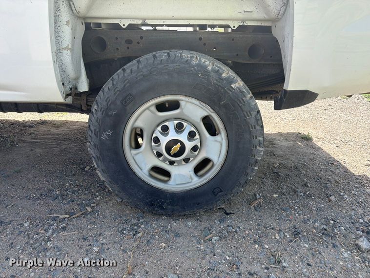 image for item FM7544 2016 Chevrolet Silverado 2500 pickup truck