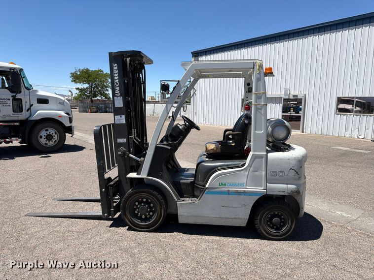 image for item FM7549 2016 UniCarriers PF50 forklift