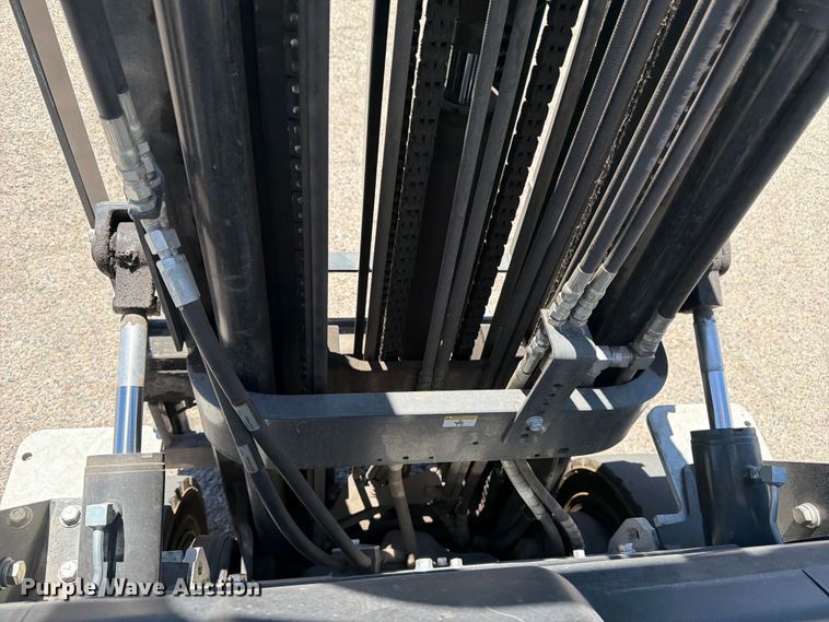 image for item FM7549 2016 UniCarriers PF50 forklift