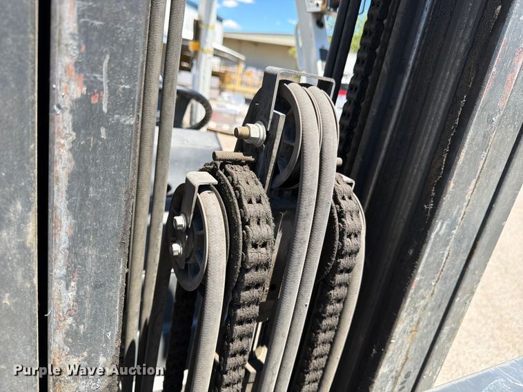 image for item FM7549 2016 UniCarriers PF50 forklift