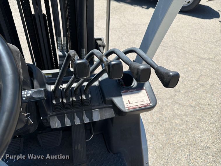image for item FM7549 2016 UniCarriers PF50 forklift