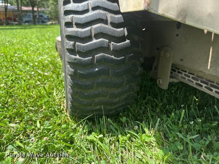 image for item NA9516 2002 Grasshopper 614 ZTR lawn mower