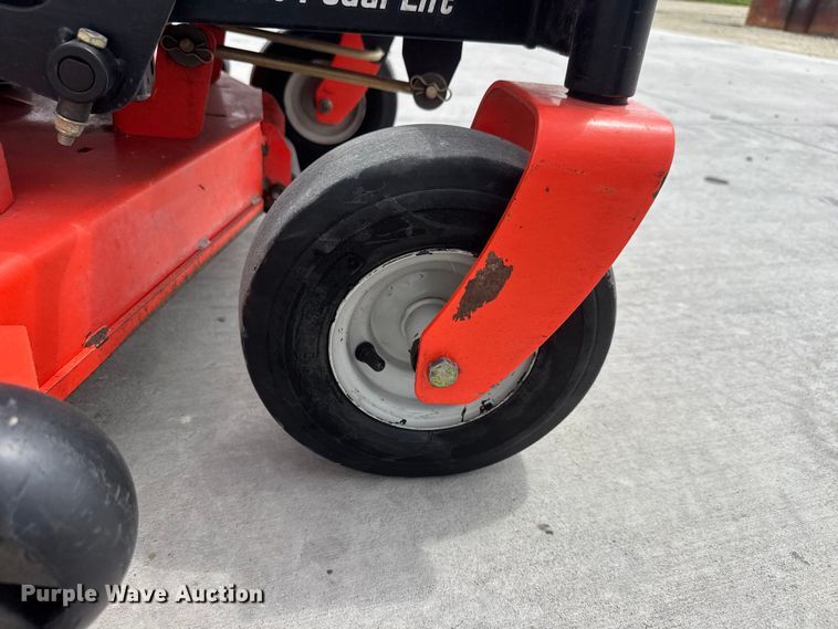 image for item NA9518 Ariens Zoom 54 XL ZTR lawn mower