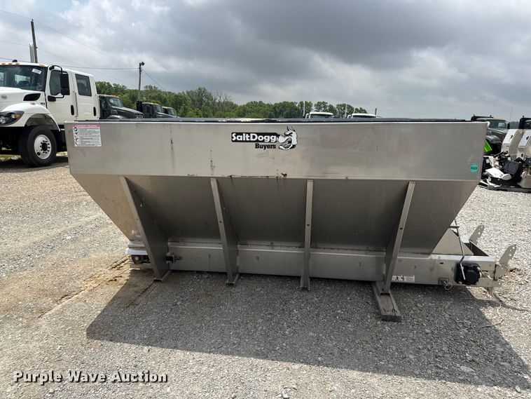 image for item ND9512 Salt Dogg 14509F572111B6 spreader