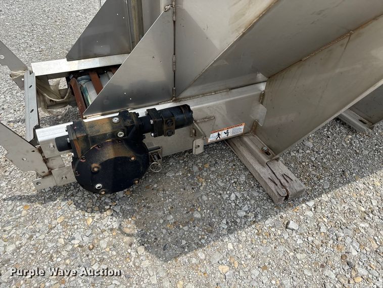 image for item ND9512 Salt Dogg 14509F572111B6 spreader