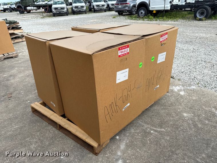 image for item ND9525 (4) aluminum hydraulic tanks