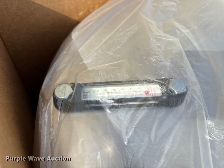 image for item ND9525 (4) aluminum hydraulic tanks