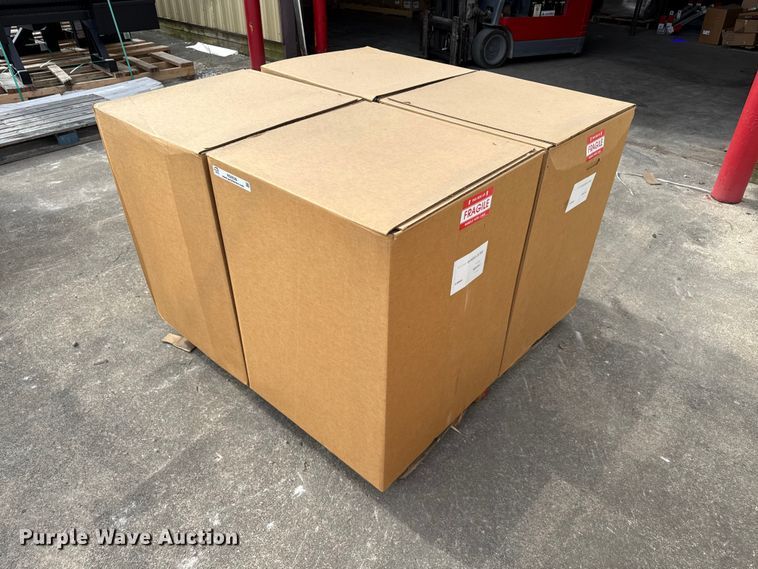 image for item ND9526 (4) aluminum hydraulic tanks