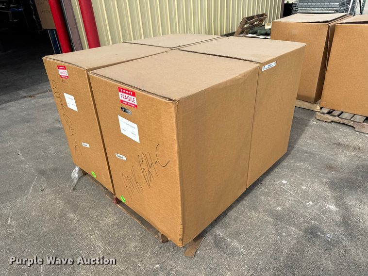 image for item ND9526 (4) aluminum hydraulic tanks