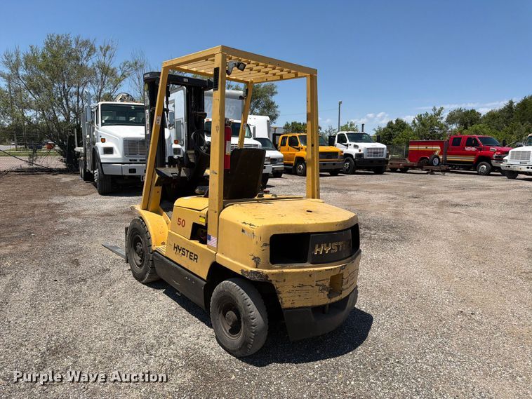 image for item NJ9039 2010 Hyster H50XM forklift