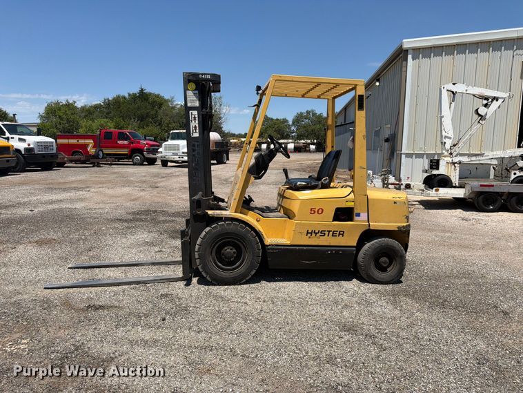 image for item NJ9039 2010 Hyster H50XM forklift