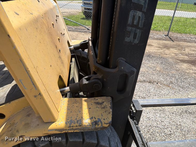 image for item NJ9039 2010 Hyster H50XM forklift