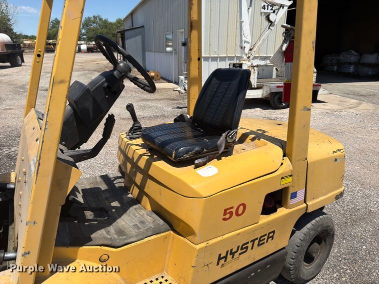image for item NJ9039 2010 Hyster H50XM forklift