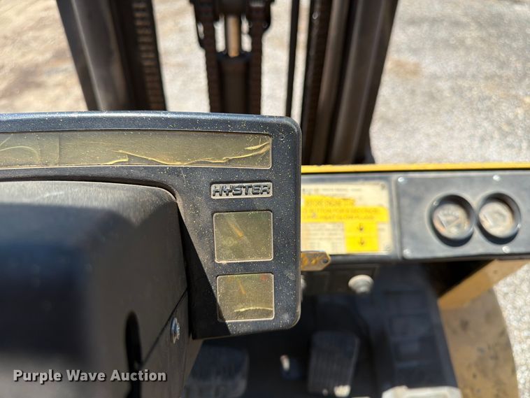 image for item NJ9039 2010 Hyster H50XM forklift