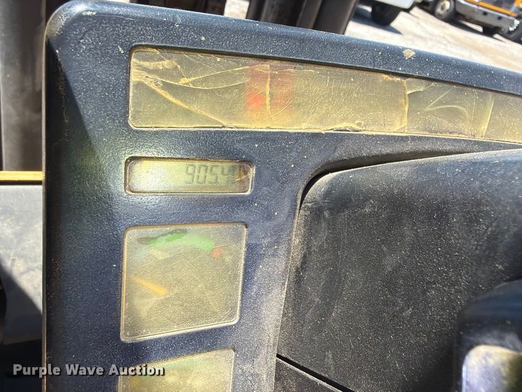 image for item NJ9039 2010 Hyster H50XM forklift
