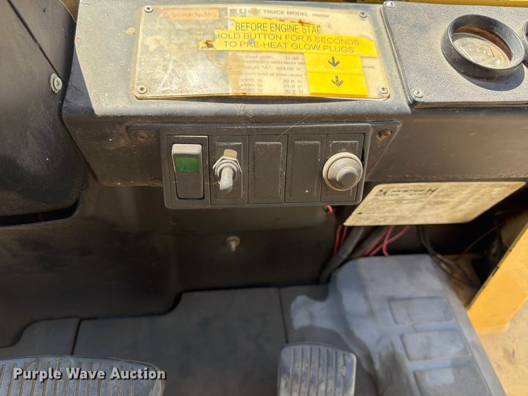 image for item NJ9039 2010 Hyster H50XM forklift