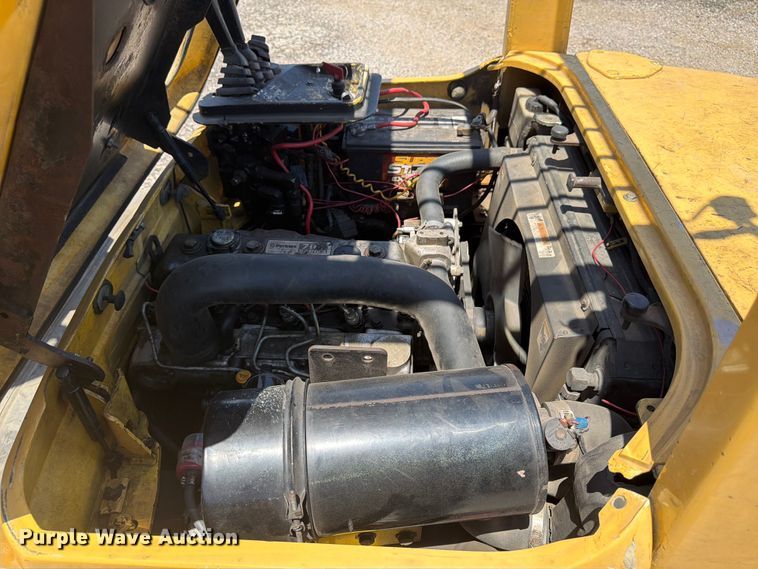 image for item NJ9039 2010 Hyster H50XM forklift