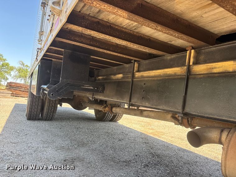 image for item NJ9045 1999 International 4900 box truck