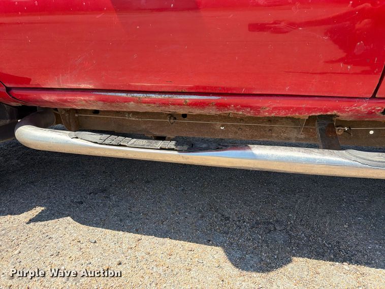 image for item NJ9046 2005 Chevrolet Silverado 2500 Ext. Cab pickup truck