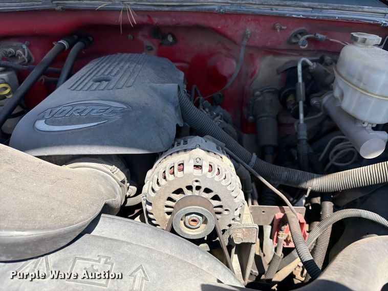 image for item NJ9046 2005 Chevrolet Silverado 2500 Ext. Cab pickup truck