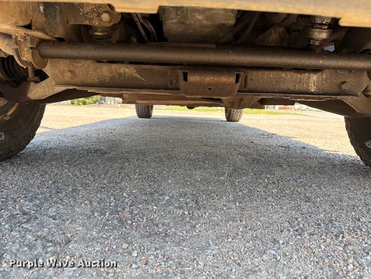 image for item NJ9046 2005 Chevrolet Silverado 2500 Ext. Cab pickup truck
