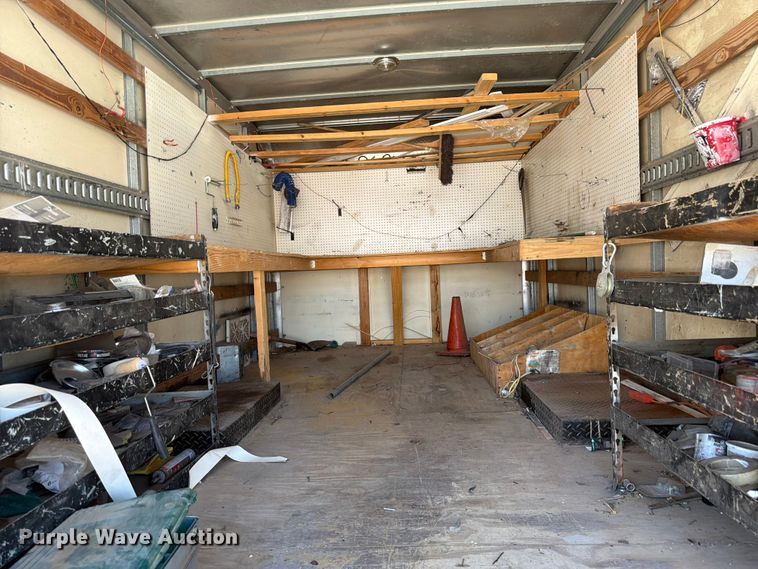 image for item NJ9065 2005 Chevrolet Express G3500 box truck