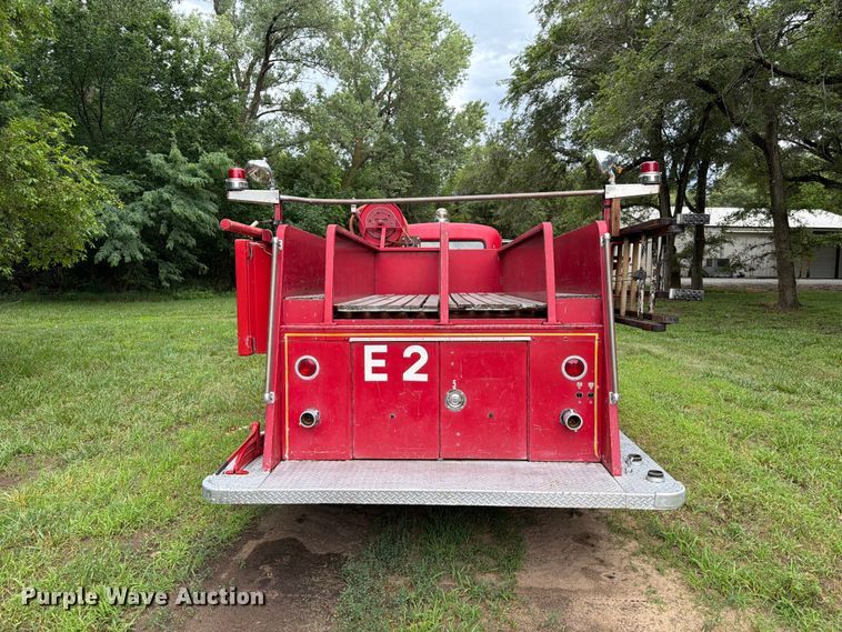 image for item NJ9072 1959 International V196 pumper fire truck